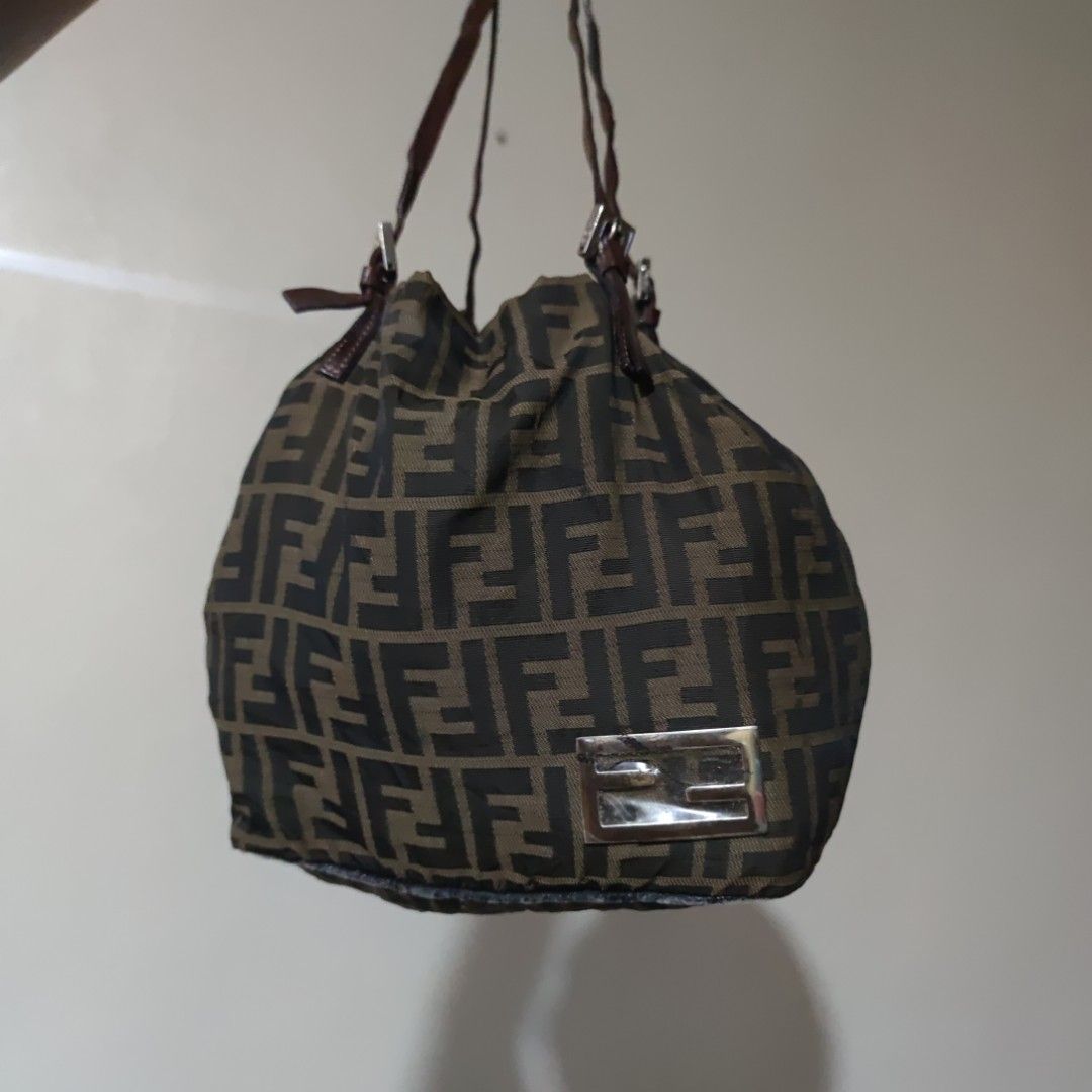 Fendi Neverfull Tote Bag, Women's Fashion, Bags & Wallets, Tote Bags on  Carousell
