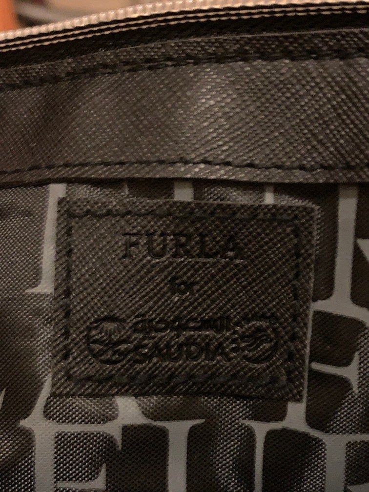 Furla travel bag top