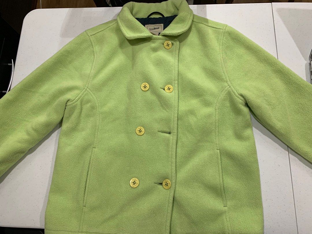 Girls LL Bean green jacket for cold weather (Category: Babies & Kids Fashion) located in Quezon City. Submitted by herprelovedd (Listing ID 1236359906, Image 2). Description: .