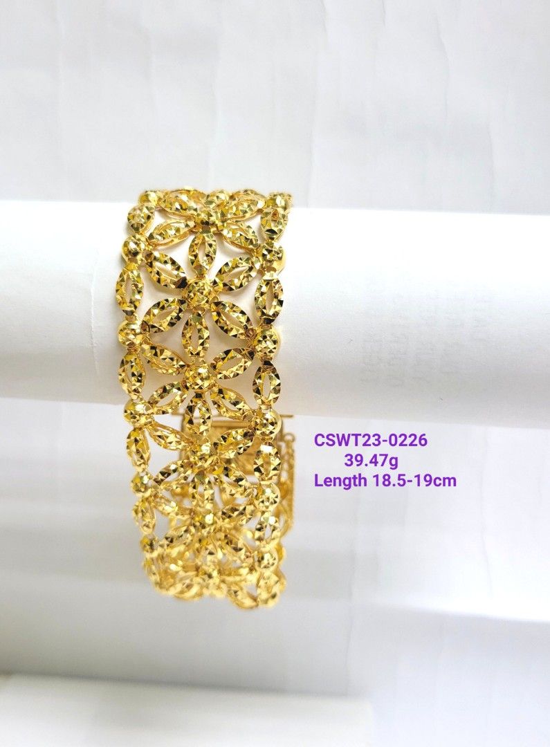 Gold bracelet shop for daily wear
