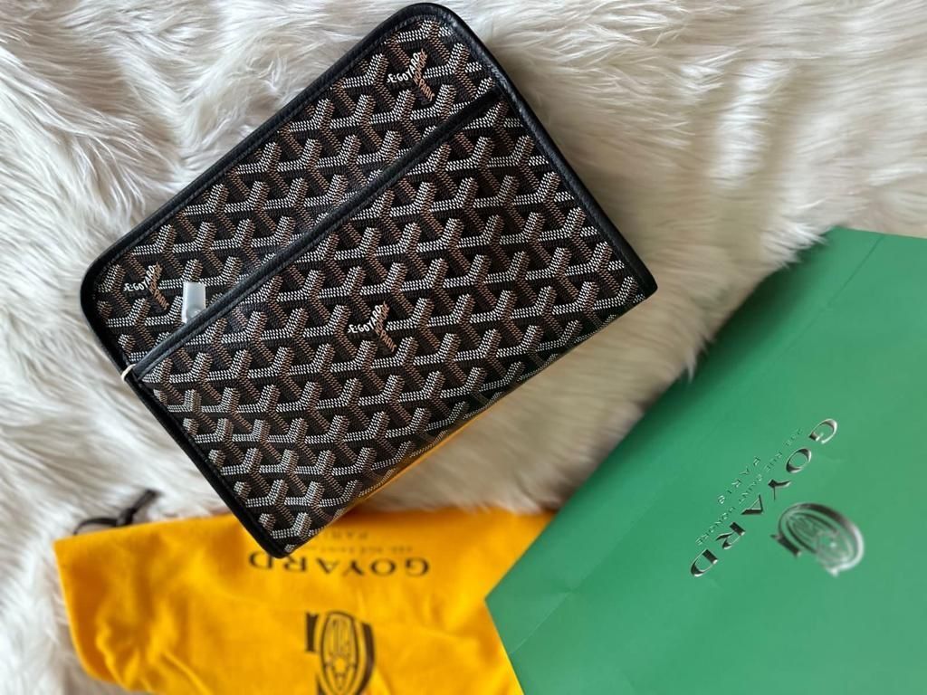 Goyard mens pouch store