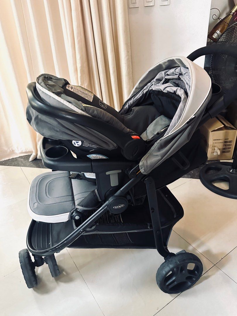 Graco three hot sale wheel travel system