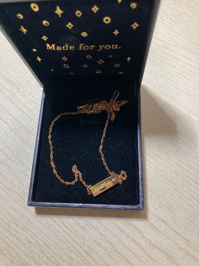 Crazy dreamer necklace nike deals