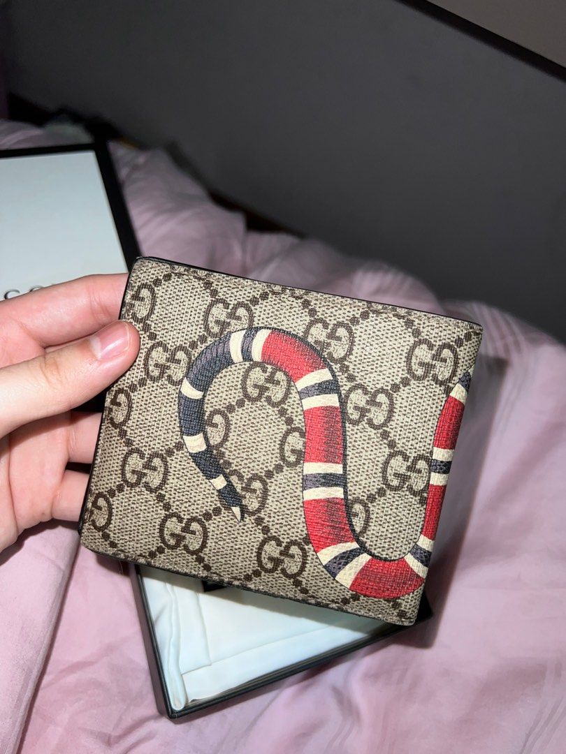 GUCCI snake wallet 100% authentic