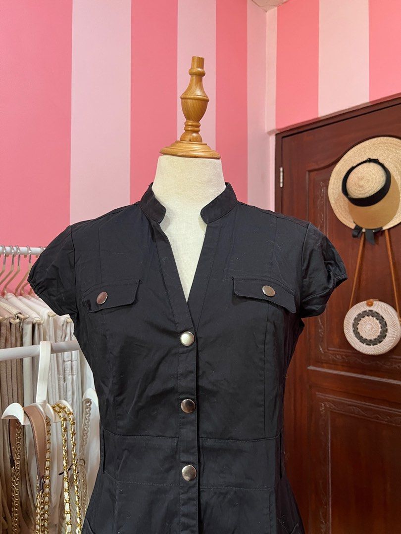 H&m black button up dress discount
