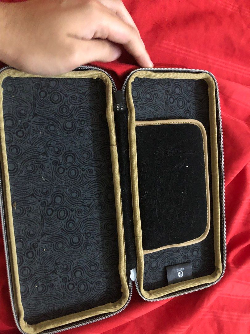 Nintendo switch outlet zelda aluminum case