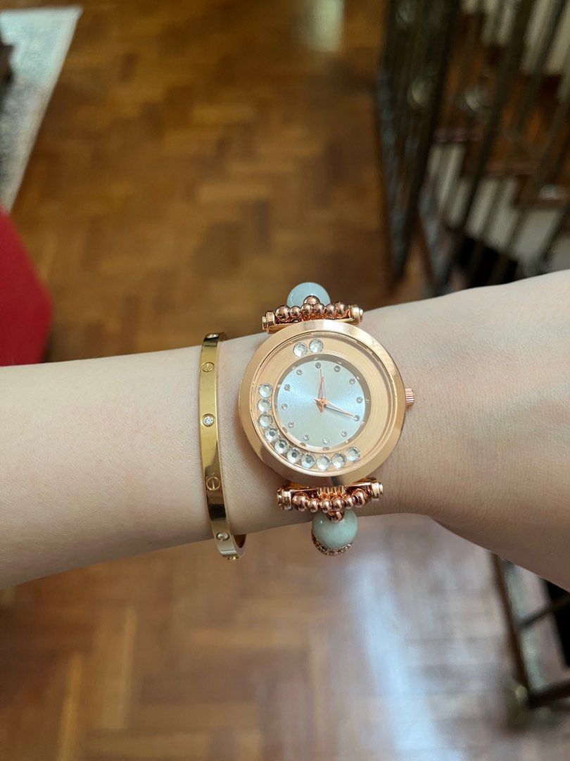 Moving crystal watch discount