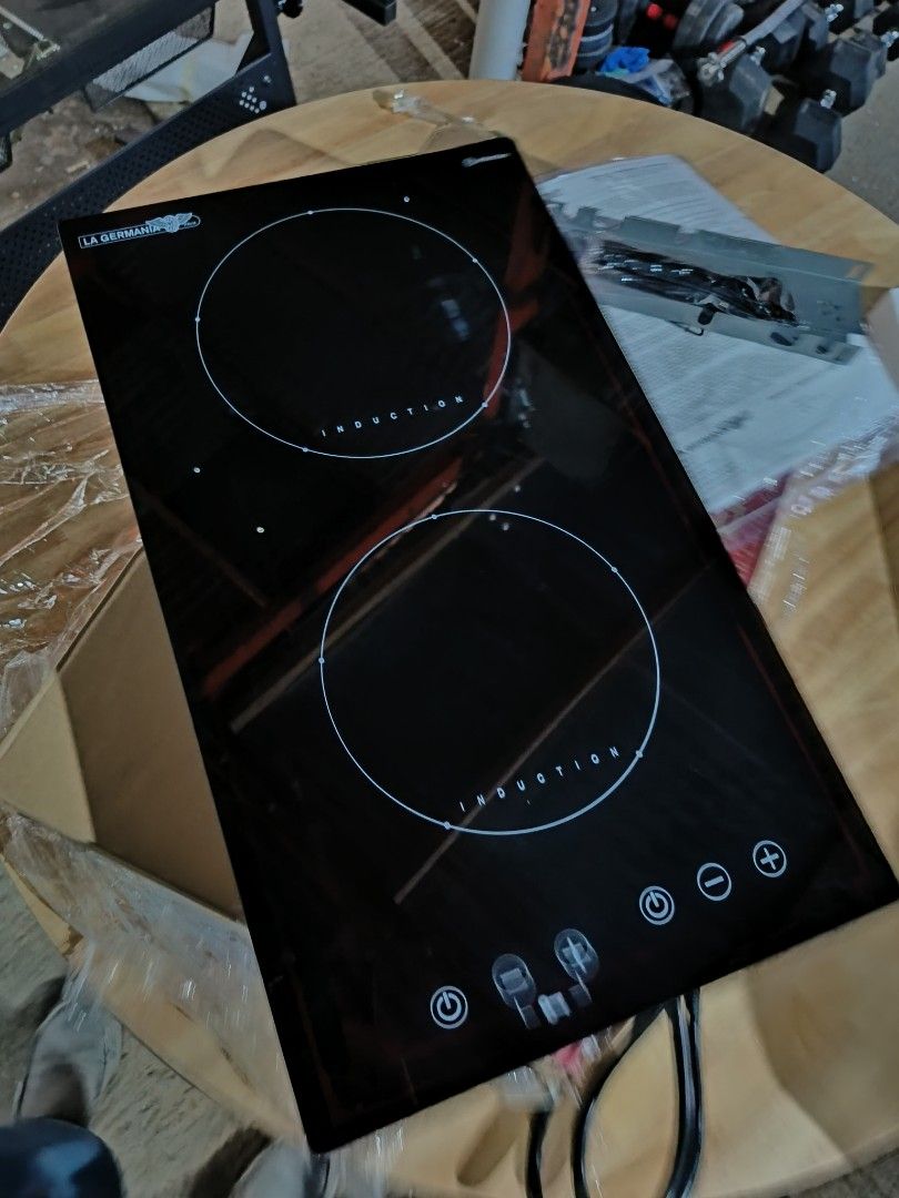 La Germania induction cooktop, TV & Home Appliances, Kitchen Appliances, Cookers on Carousell