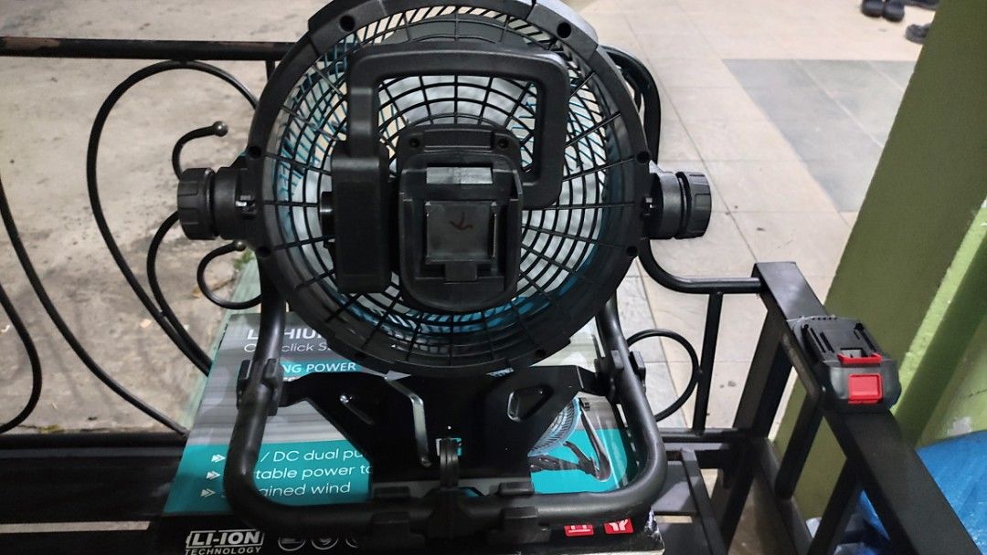 Makita 18v battery lowes 2025