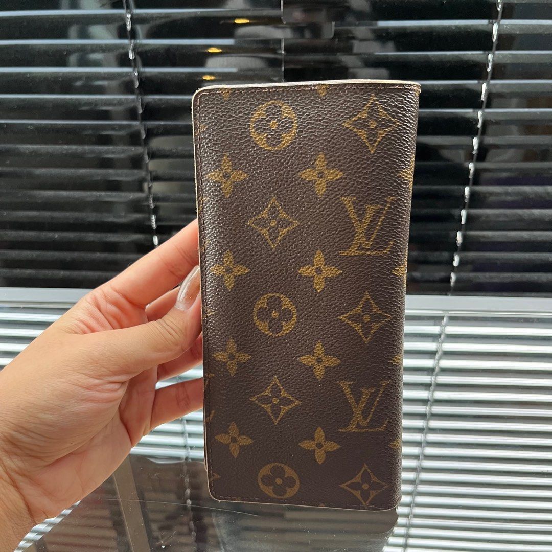 Louis Vuitton, Bags, Lv Amerigo Wallet