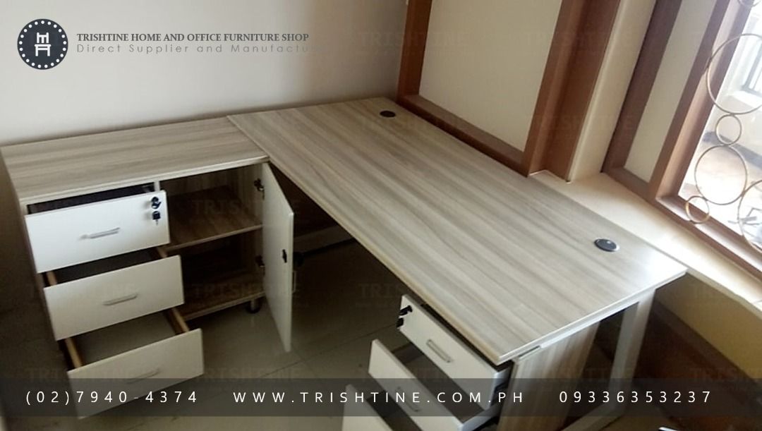 L-type Executive Table in Steel Legs on Carousell