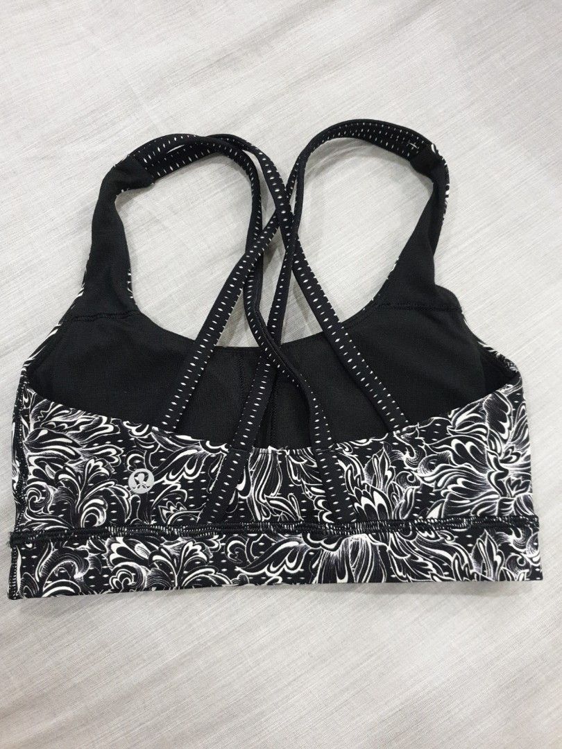 LULULEMON Energy Bra Infinity Energy Alpine White Black Sports Bra Sz 6 EUC  !