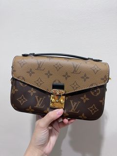 DISCOUNTED* LOUIS VUITTON M44813 MONOGRAM BROWN PVC MULTI POCHETTE SHOULDER  BAG 227026820 WE, Women's Fashion, Bags & Wallets, Shoulder Bags on  Carousell