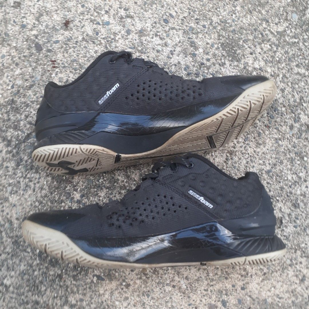 Mens basketball shoes on carousell