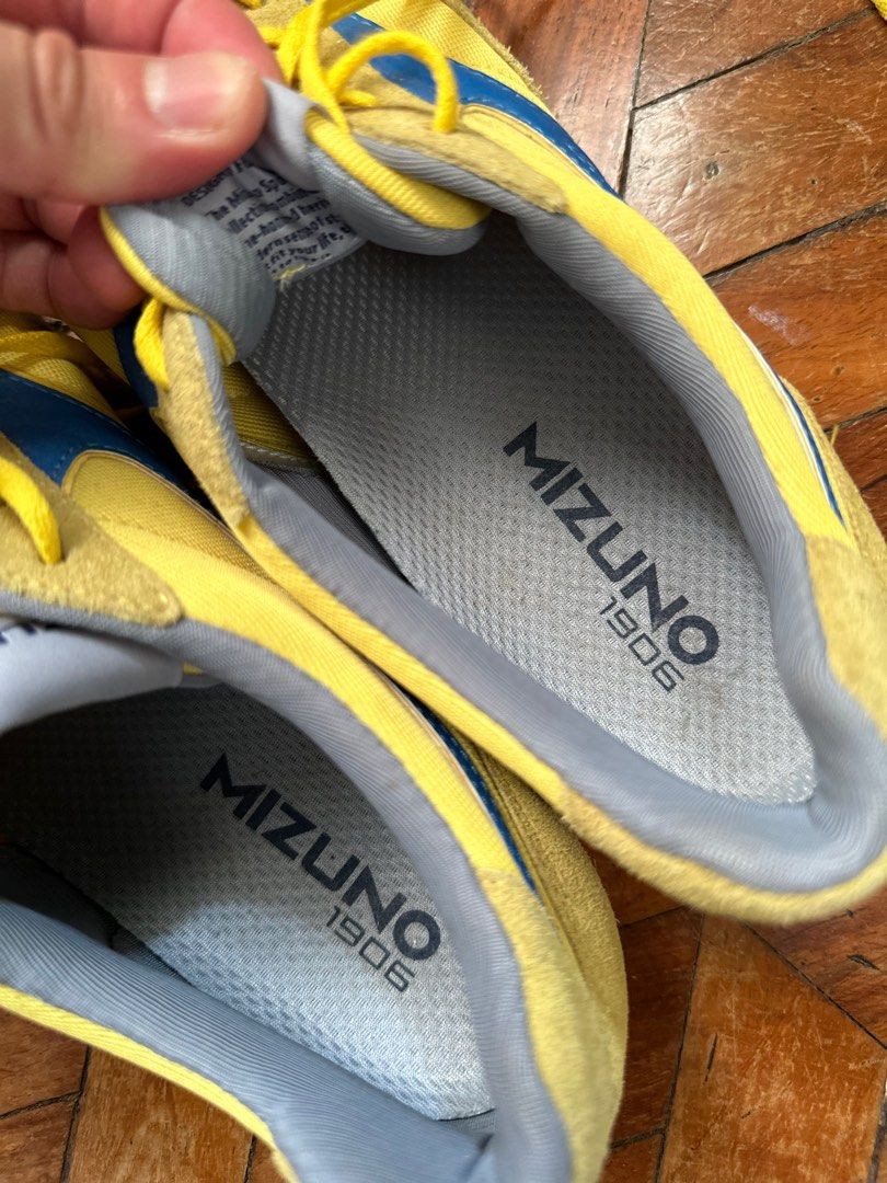 Mizuno outlet 1906 yellow