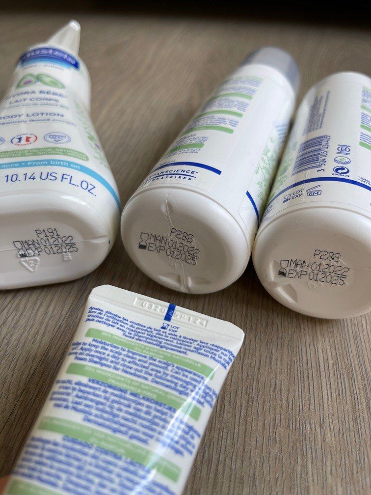 Mustela Shampoo and cream (Cradle Cap series), Babies & Kids, Bathing