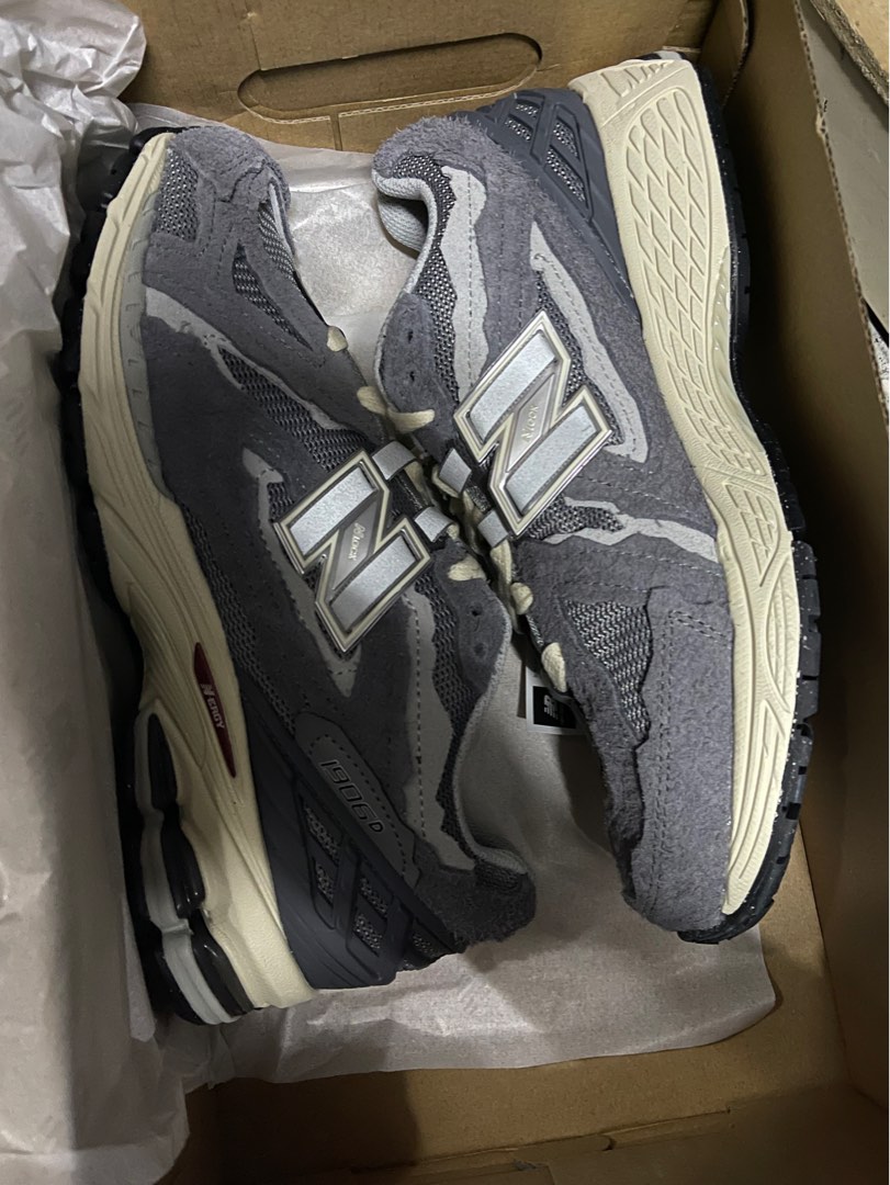 NB1906 Protection Pack, Women's Fashion, Footwear, Sneakers on Carousell