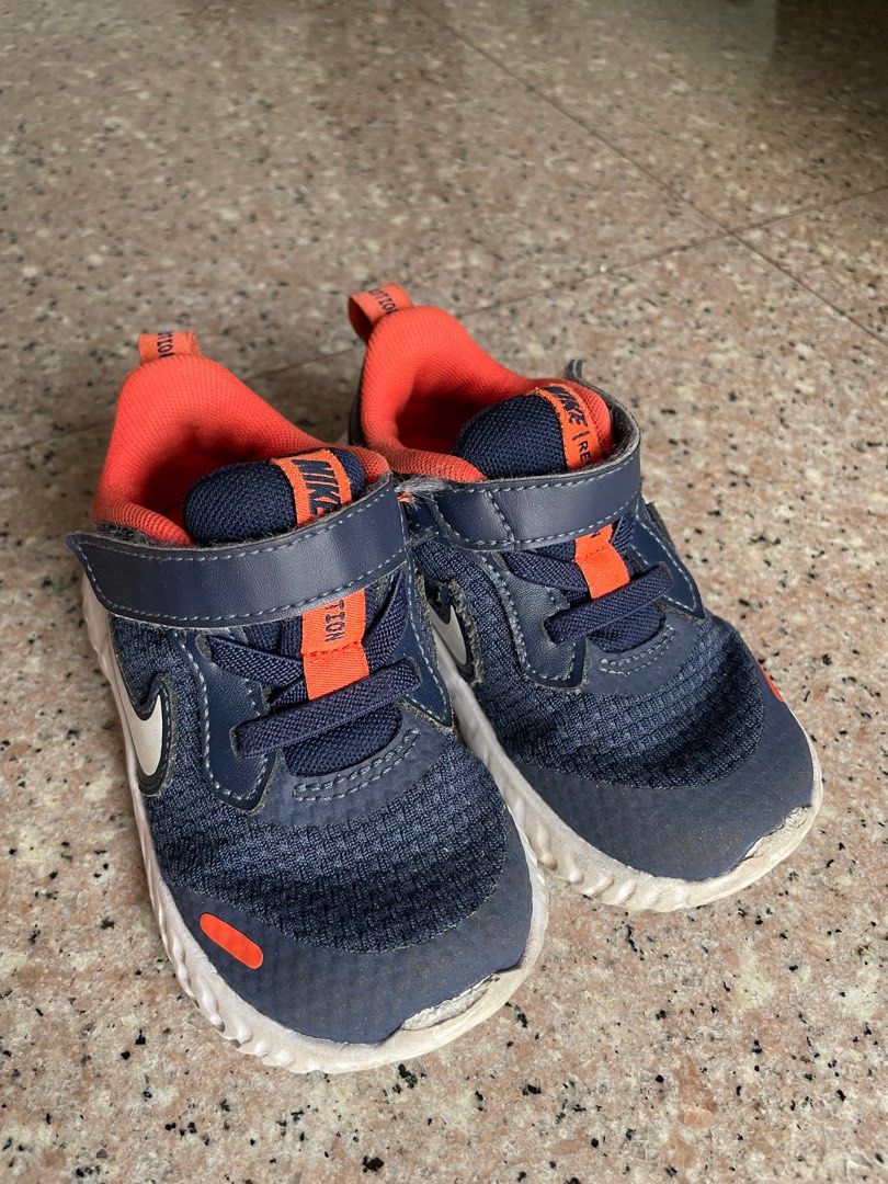 Navy blue nike top toddler shoes