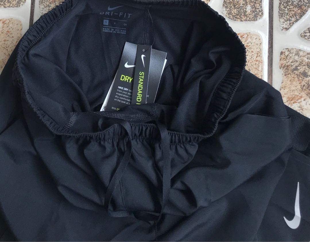 nike challenger 2 in 1