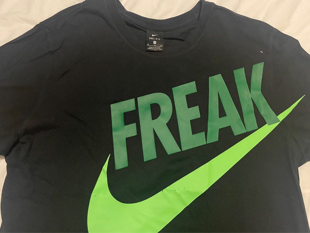 freak logo nike