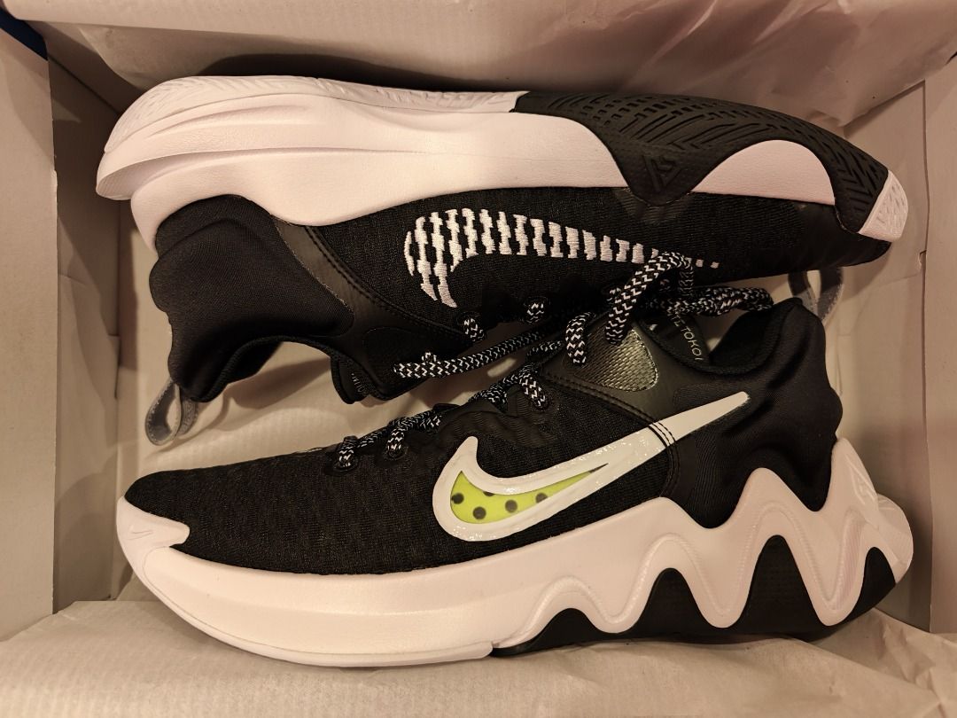 Giannis top shoe brand