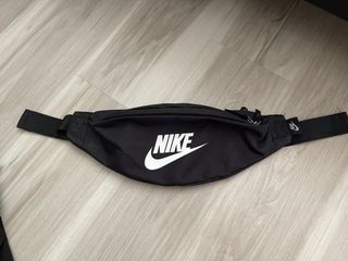 (Category: ) located in . Submitted by yiweiho (Listing ID 1236309442, Image 1). Description: .