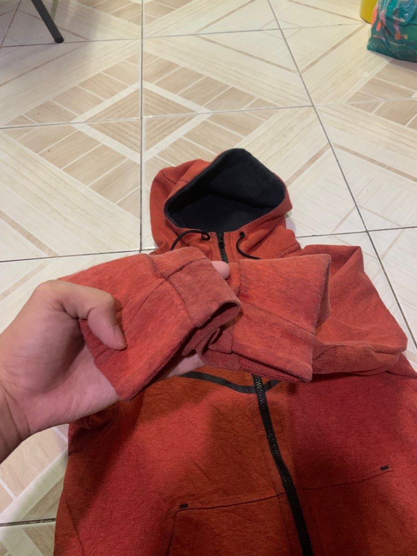 Nike Techfleece (Category: Coats, Jackets and Outerwear) located in Taguig. Submitted by sellerfrmdo (Listing ID 1236367382, Image 3). Description: Nike Techfleece Jacket Orange Condition 9/10 Pinhole Need Wash Size Large 1k plus sf.