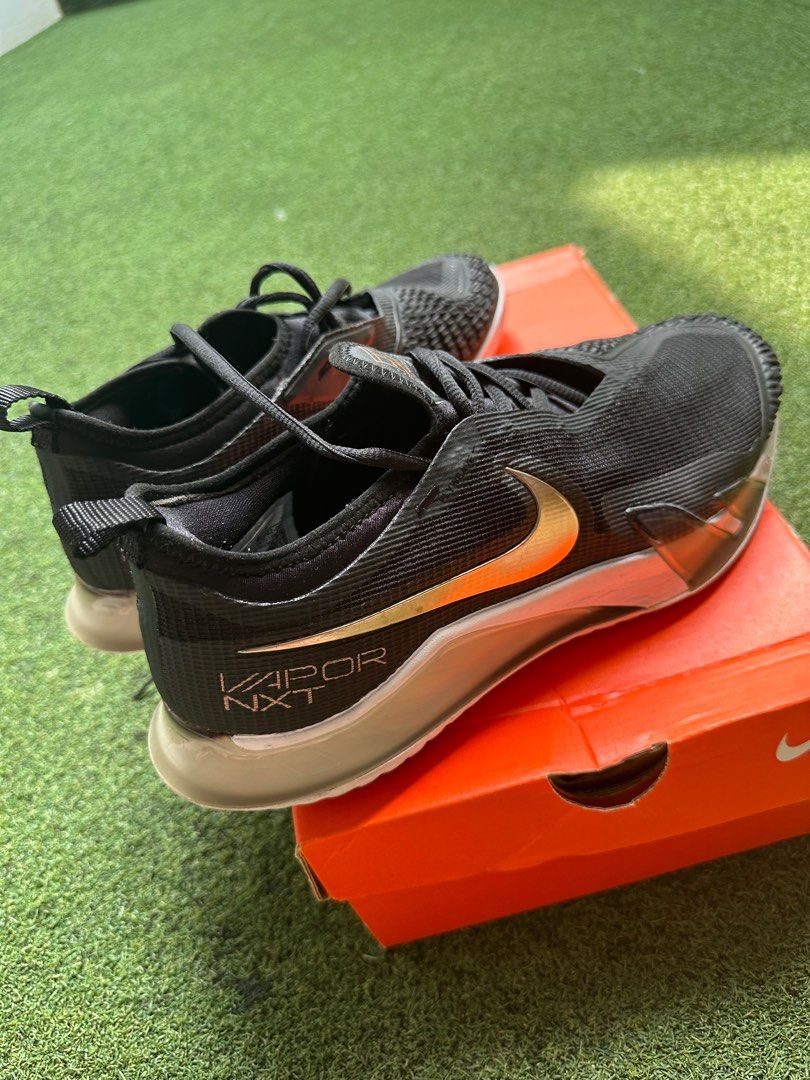 nike phantom vsn surge pro