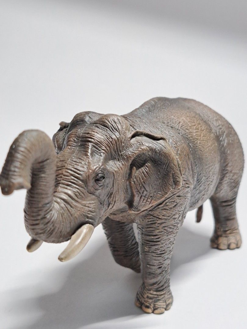 Papo Hand Painted Figurine Wild Animal Kingdom African