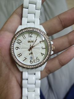 (Category: ) located in . Submitted by teynfaa (Listing ID 1236282766, Image 1). Description: .