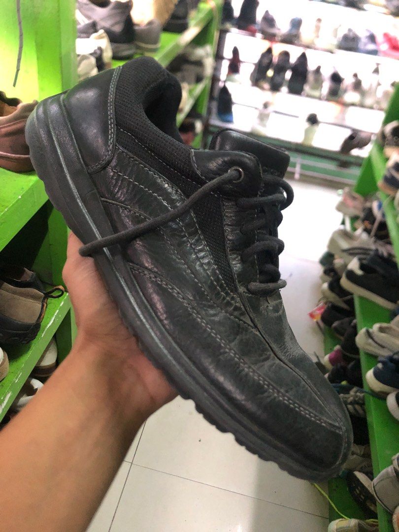Rockport Shoes Sizing Guide [Fit Big or Small?] – Work Wear Command