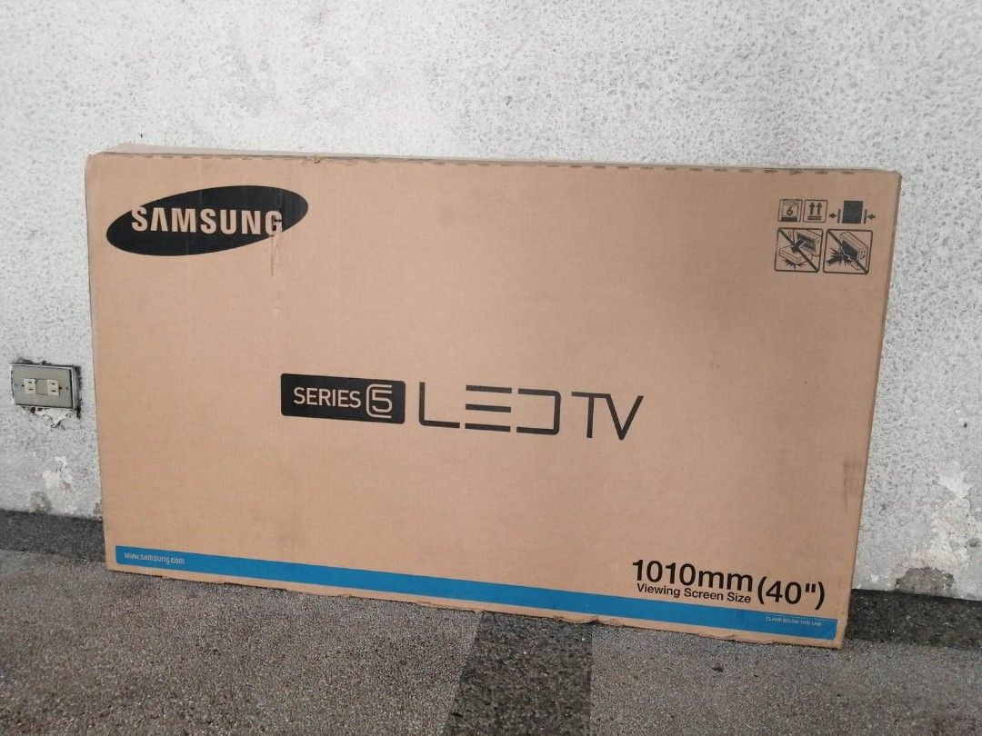Samsung LED TV 40" Series 5, TV & Home Appliances, TV & Entertainment ...
