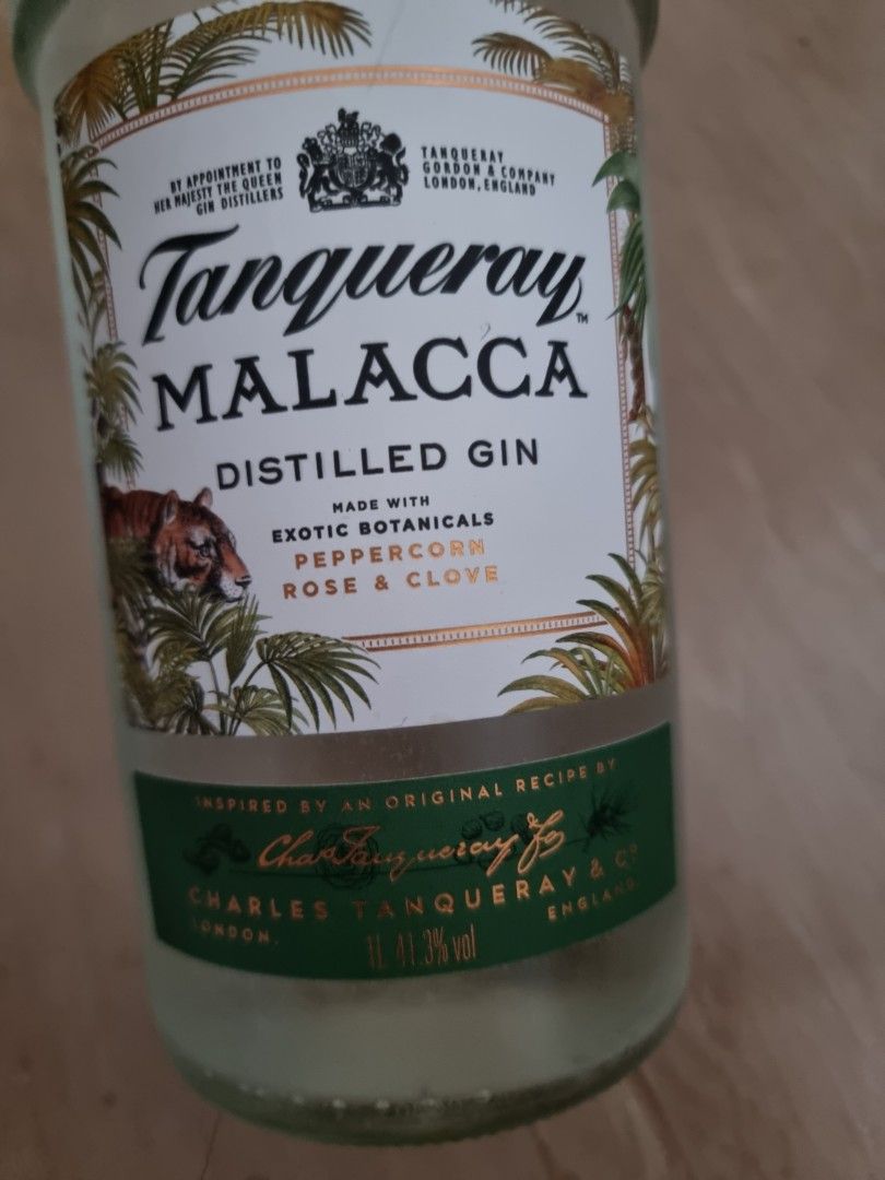 Tanqueray Malacca Gin 1L, Food & Drinks, Alcoholic Beverages on Carousell