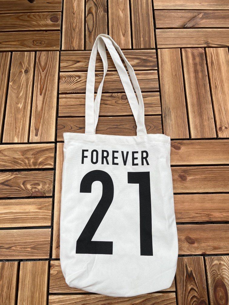 Forever 21 Tote bag