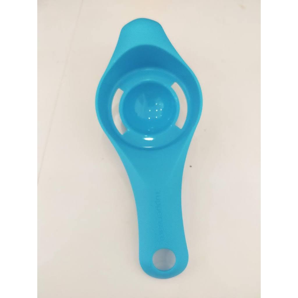 TUPPERWARE Egg Yolk Separator Blue, Furniture & Home Living