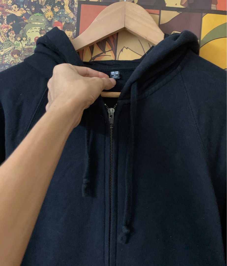 Uniqlo hoodie top harga