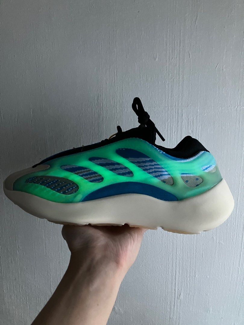 H12 yeezy top