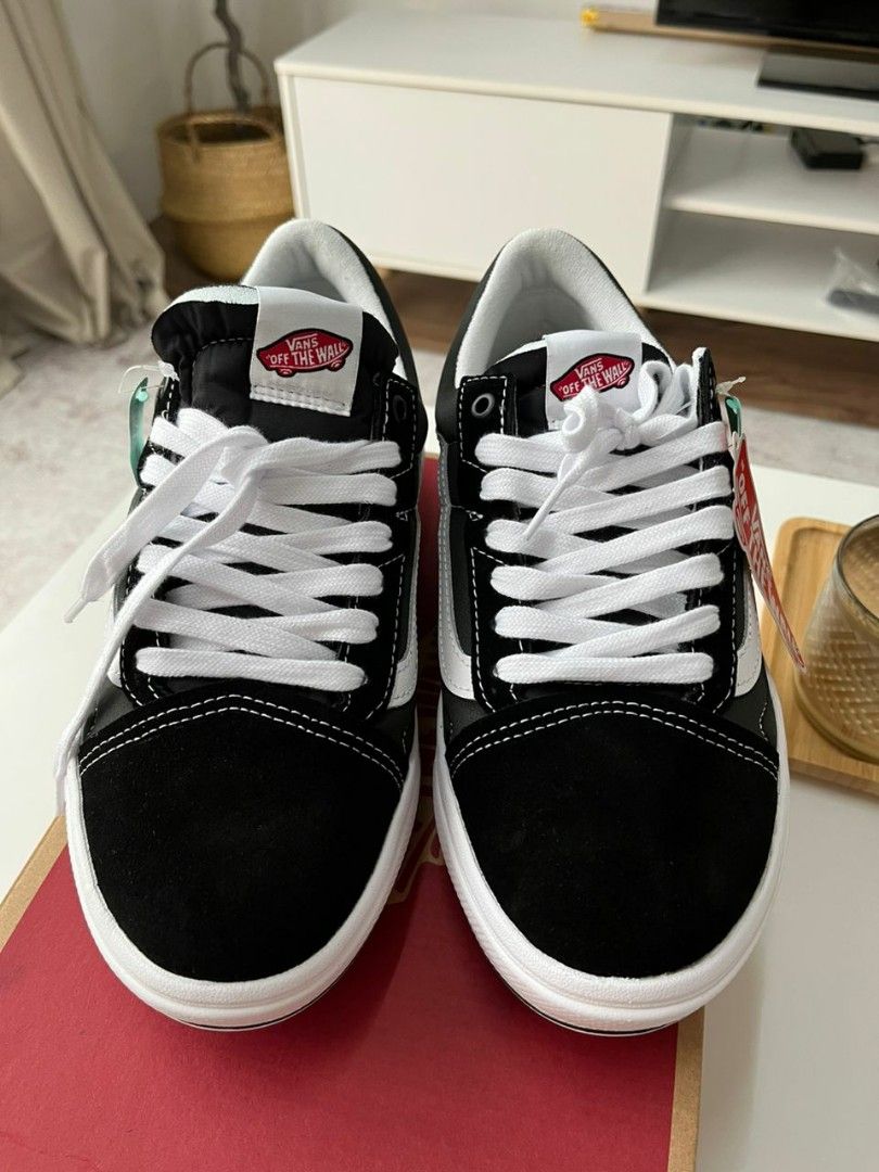 Vans Old Skool Overt CC