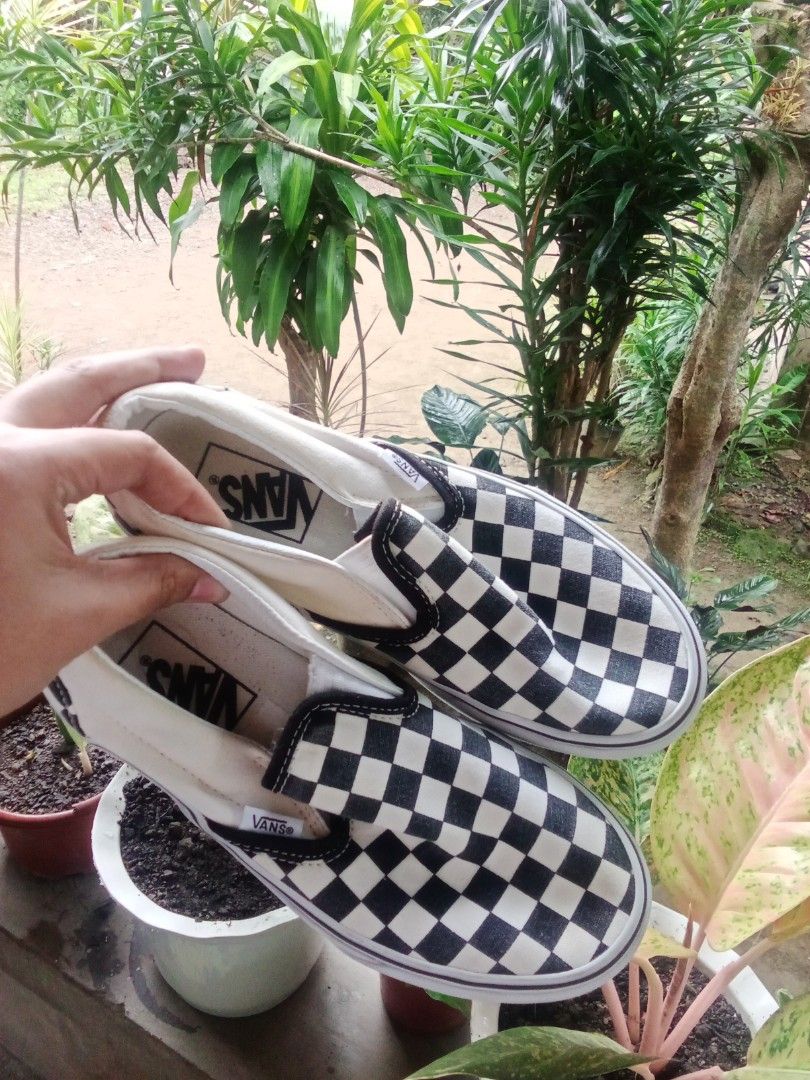 Vans slip on shoes size 5 Babies Kids Babies Kids Fashion on