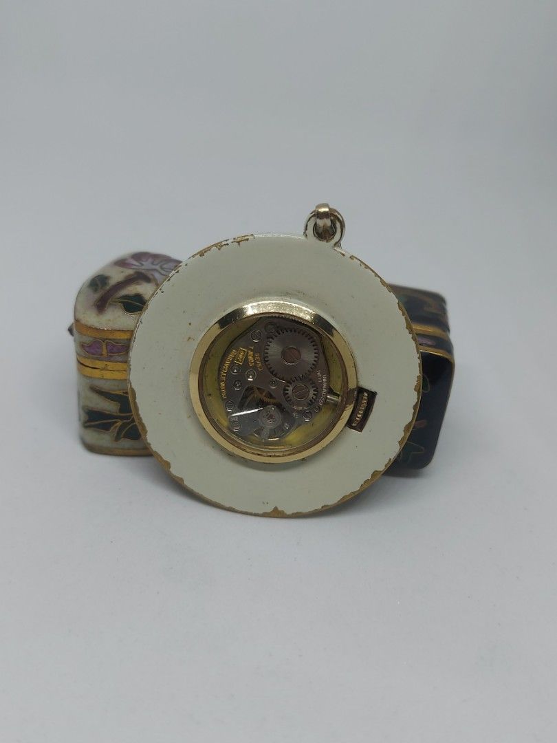 Vintage Caravelle Pocket Pendant Watch Hobbies Toys Memorabilia Collectibles Vintage Collectibles on Carousell