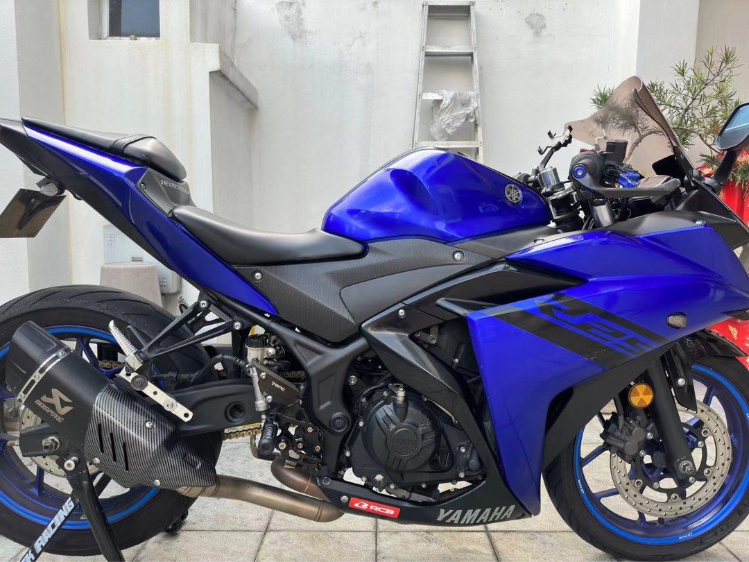 Motor on sale r25 2018