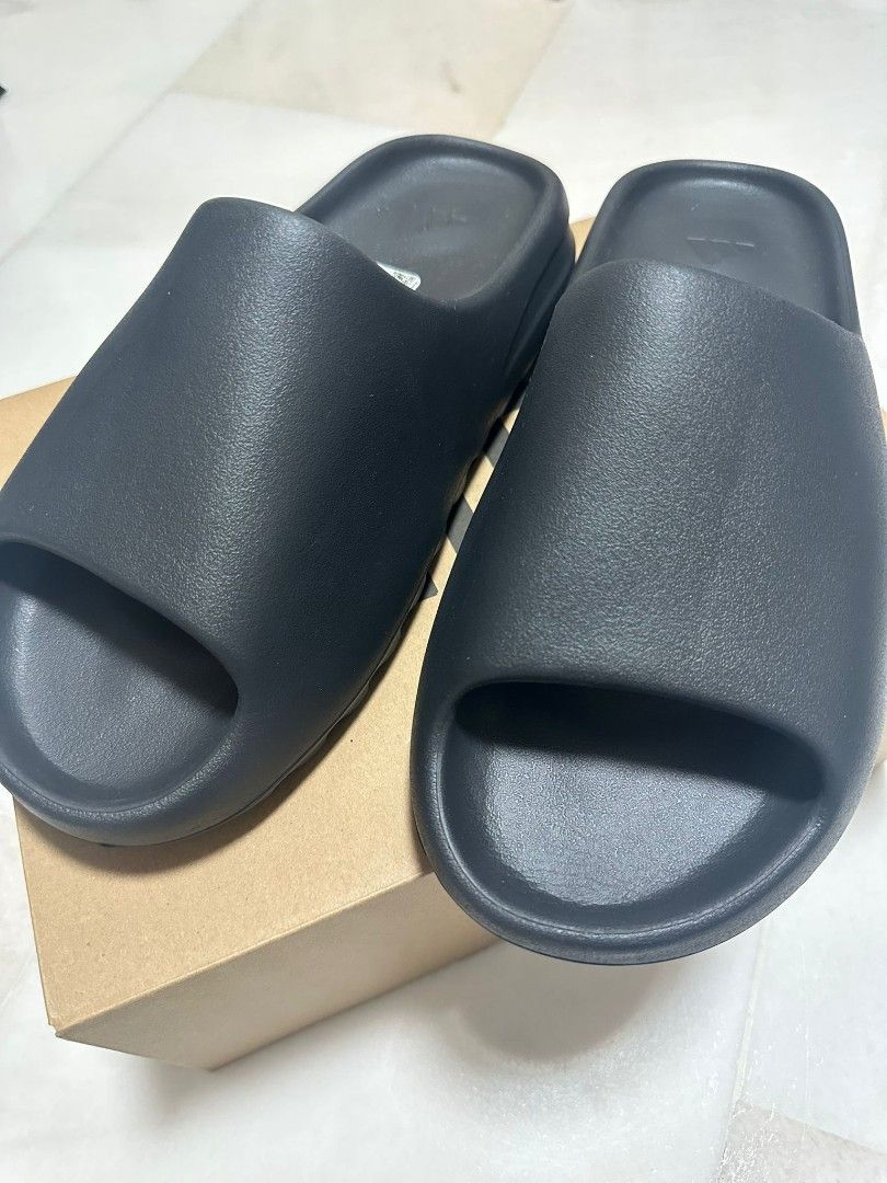 adidas gazelle silver green womens YEEZY Yeezy Slide "Onyx 2022/2023"  Stadium Goods