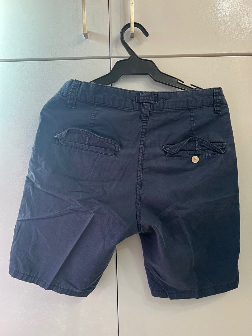 Zara shorts - Size Small (29 - 30) (Category: Shorts) located in Makati City. Submitted by rc188 (Listing ID 1236326808, Image 1). Description: Zara shorts - Small PHP 300.