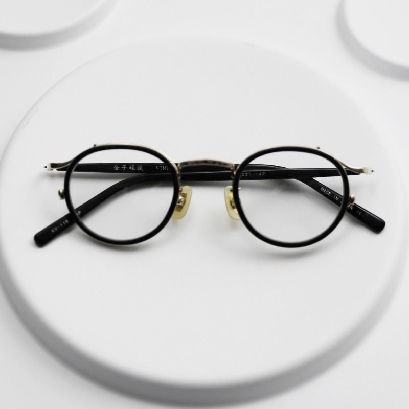 金子眼鏡KV119 BKGP SIZE: 42-23-142, 男裝, 手錶及配件, 眼鏡- Carousell