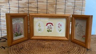 🖼️ Vintage Three Fold Picture Frame with glass cover