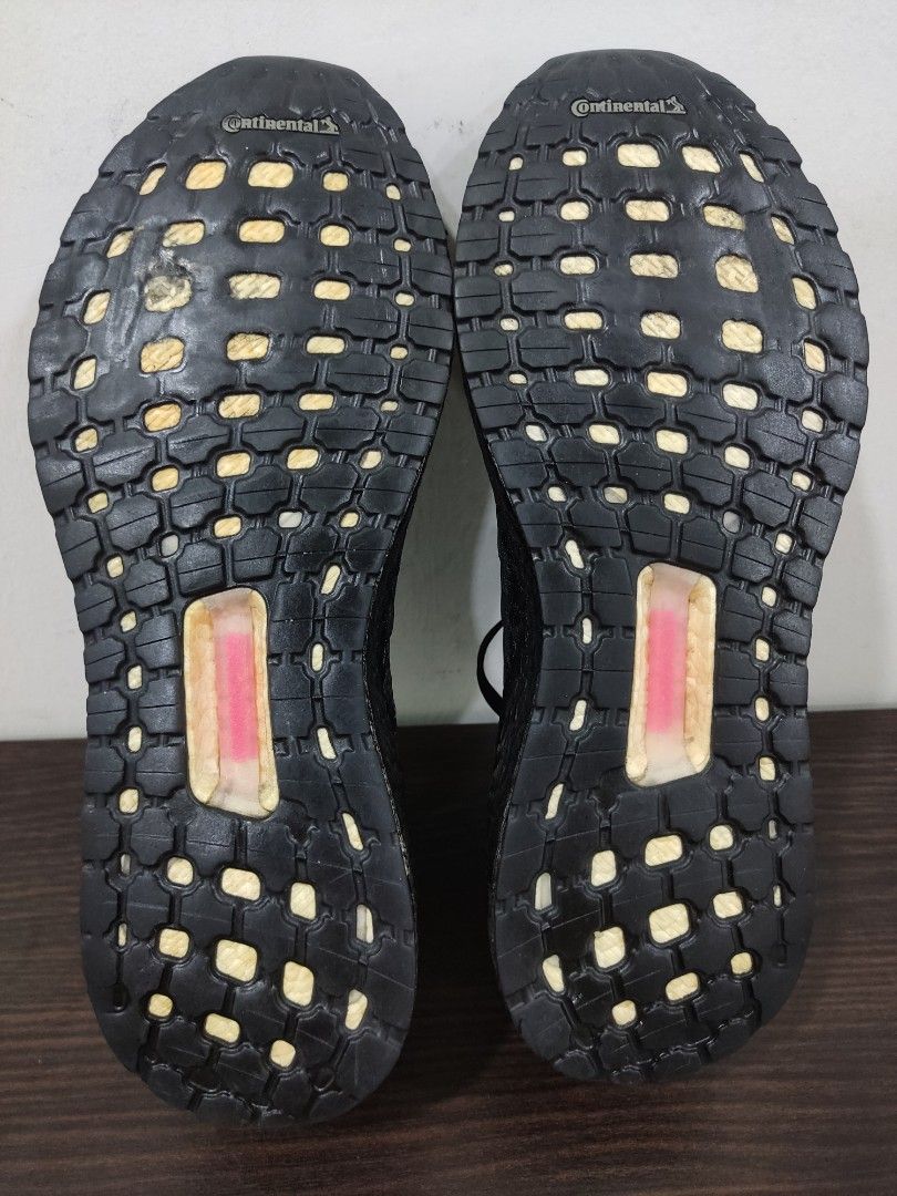 Adidas Ultra Boost (8.5uk 27cm), Men's Fashion, Footwear, Sneakers on  Carousell