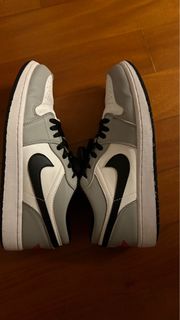 （分類：）位於 。 由 sneakerzzzz 提交（商品編號 1236553678，圖片 1）。簡介： 。