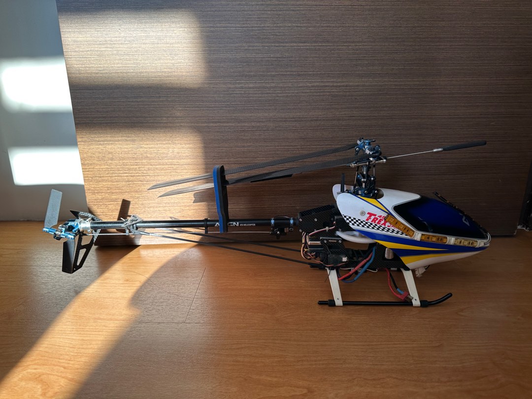 Exi 450 helicopter clearance