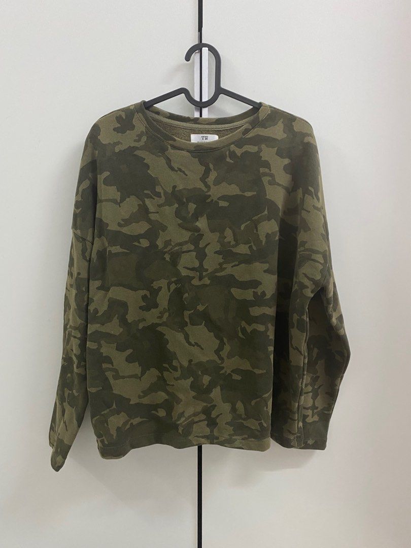 Sweater army outlet pull and bear