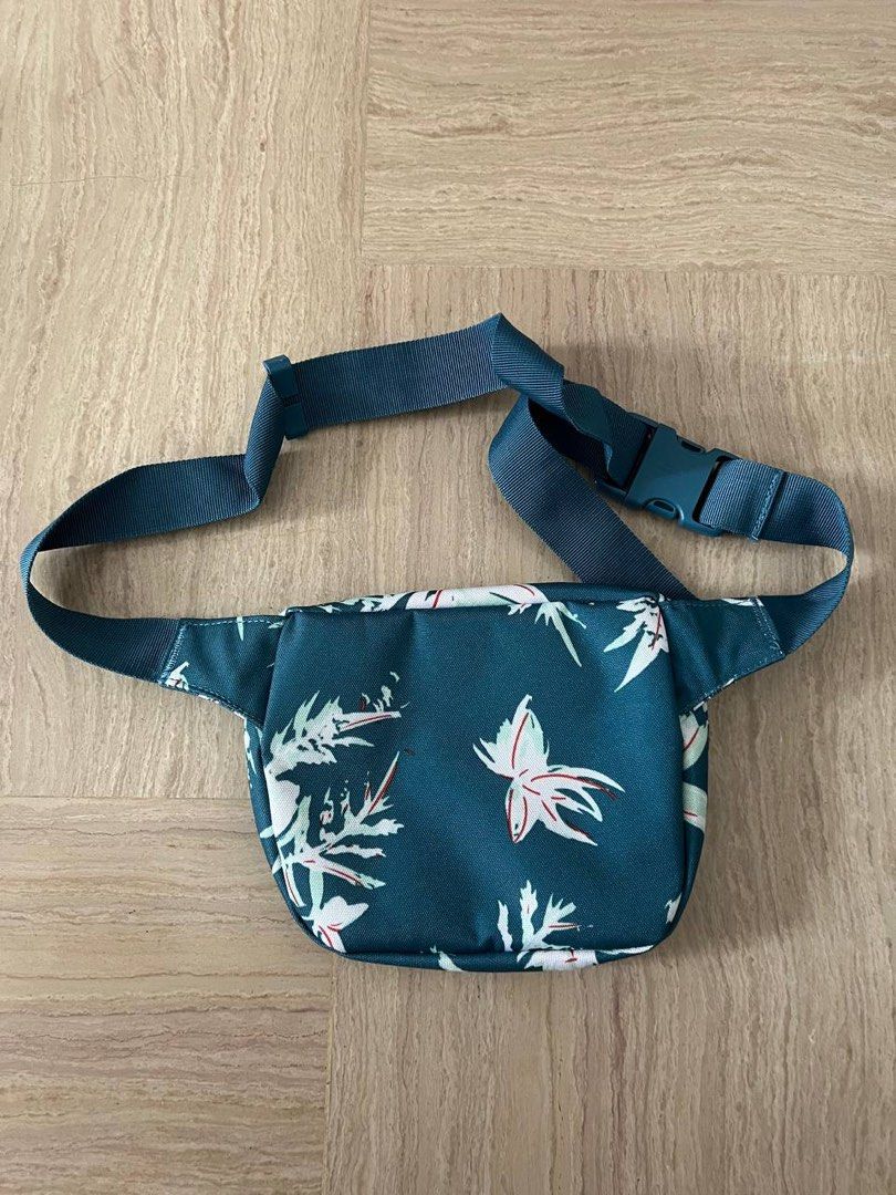 Assorted Bag (Category: Sling Bags) located in Singapore. Submitted by possiblebargain_ (Listing ID 1236470113, Image 6). Description: Assorted sling bag from $10! PM for price. Can nego .